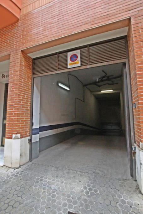 Sevilla Clasica: Amigos Y Familia. Parking Gratis! Екстер'єр фото