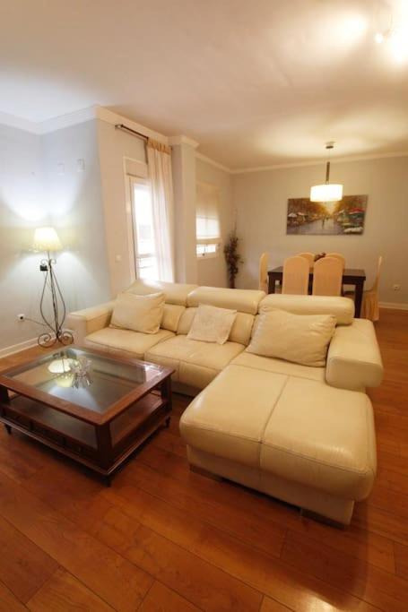 Sevilla Clasica: Amigos Y Familia. Parking Gratis! Екстер'єр фото